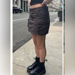 Brandy Melville cargo skirt never worn